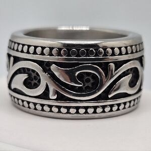 Stainless Steel Wedding Band Silver & Black Patter Band Thich Ring Size 10